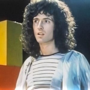 Meet your Posher, Sarah bel